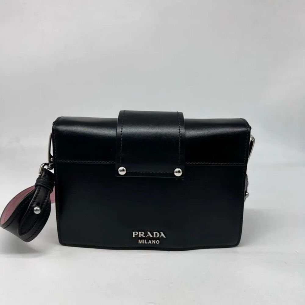 Prada Women Pre-Loved Bag Very Good Condition - Picture 4 of 9